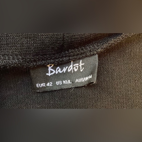 Bardot black and tan oversized button up sweater with pockets - Picture 3 of 8